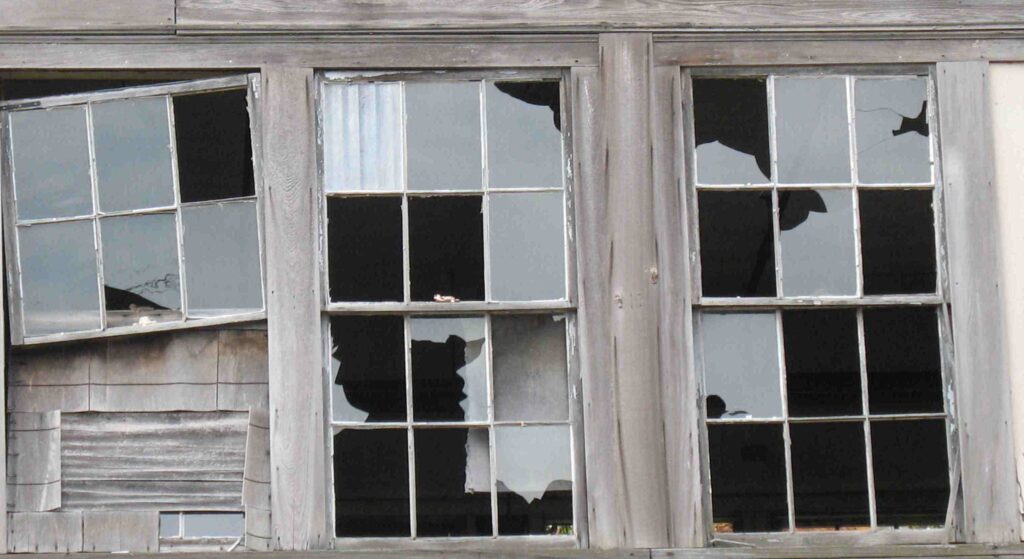 La teoria delle finestre rotte